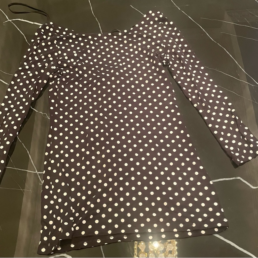 Guess polka dot top , new with tags !